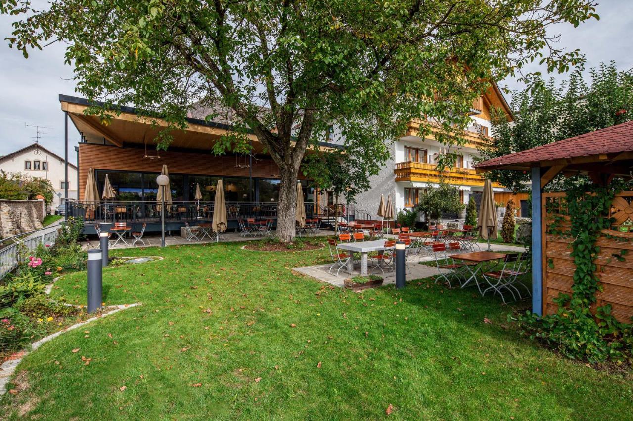 Landgasthof Moser & Restaurant Bootshaus Windorf (Passau) Exterior foto